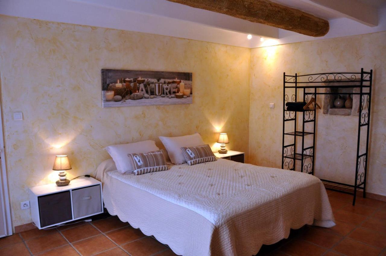 Le Mas Du Chat Bed and Breakfast Cavaillon Eksteriør billede