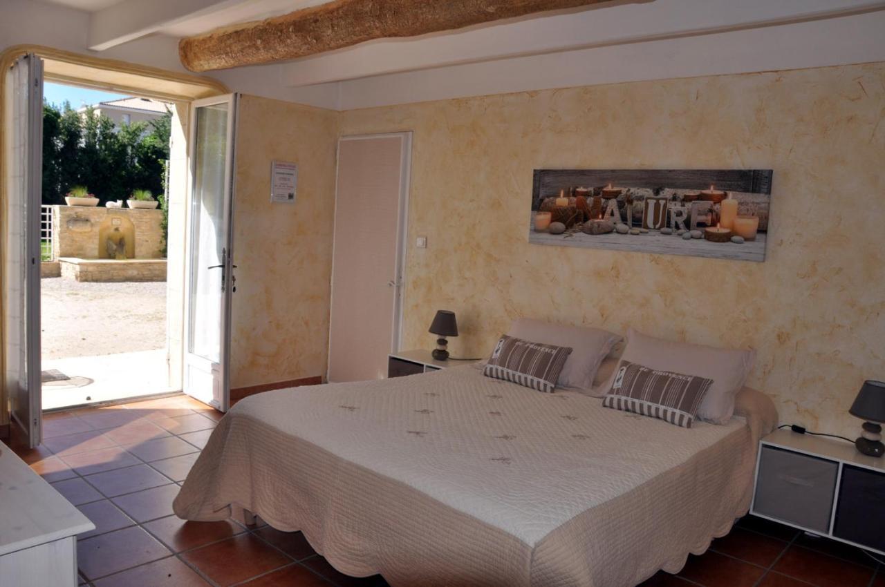 Le Mas Du Chat Bed and Breakfast Cavaillon Eksteriør billede