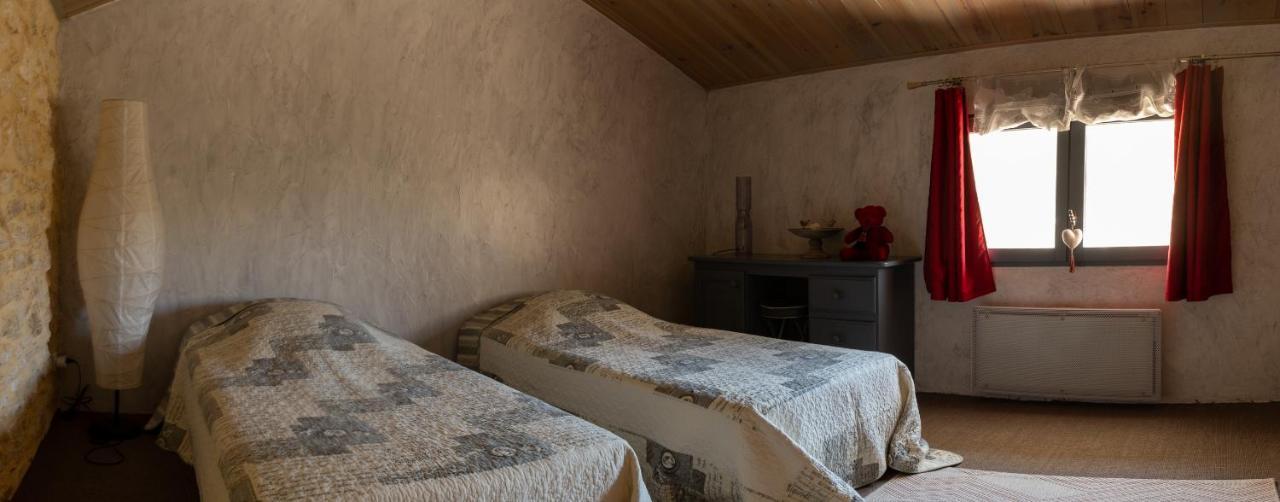 Le Mas Du Chat Bed and Breakfast Cavaillon Eksteriør billede