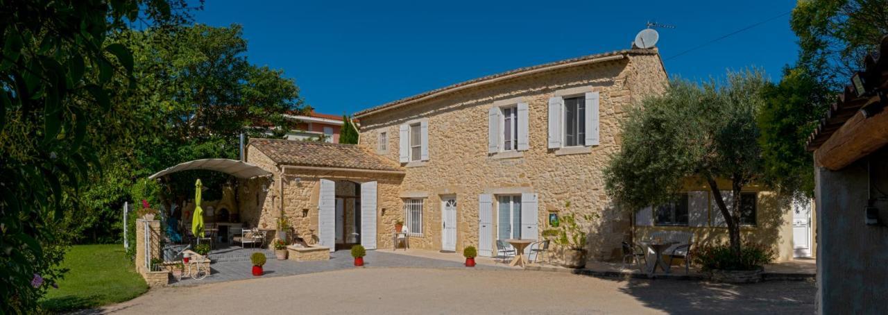 Le Mas Du Chat Bed and Breakfast Cavaillon Eksteriør billede