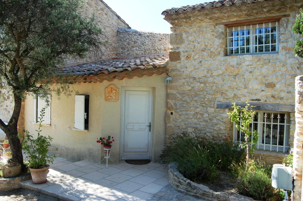 Le Mas Du Chat Bed and Breakfast Cavaillon Eksteriør billede